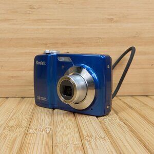 Kodak EasyShare CD82 12 MP Digital Camera, 3X Optical Zoom (blue)
